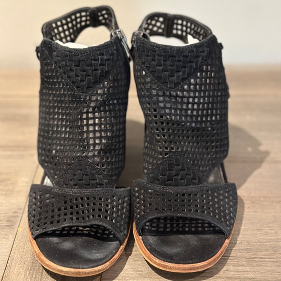 Vince Cameo Black Suede Open Toe Booties - Picture 1 of 6
